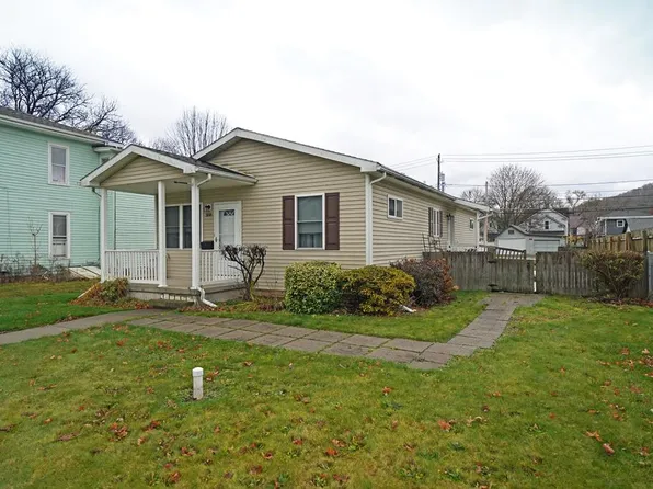 388 E 2nd St, Corning, NY 14830