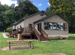 1760 Ln 201 Ball Lk, Hamilton, IN 46742