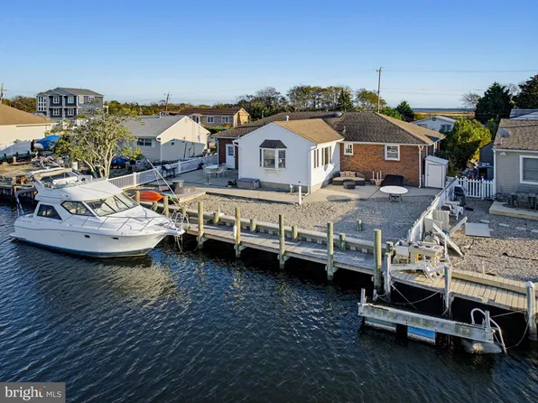 1058 Laurel Blvd, Lanoka Harbor, NJ 08734