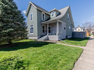 1204 S Chestnut St, Princeton, IL 61356