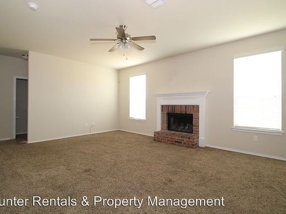 2nd image of 3104 Cricklewood Dr