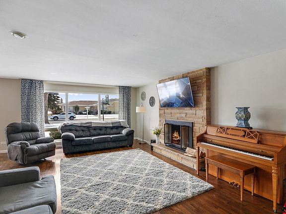 2nd image of 10803 S Tripp Ave