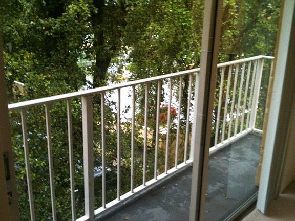 5th image of 1740 NW North River Dr APT 515