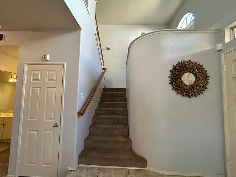 15743 Pepper St — Photo 14