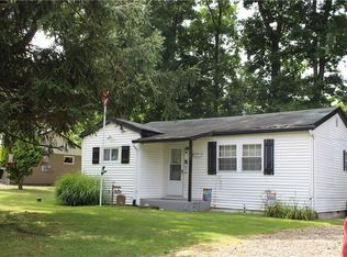 4391 Mapleton St, Jamestown, PA 16134