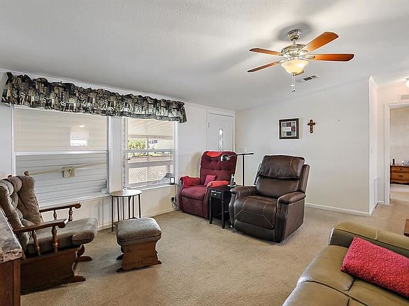 4th image of 122 Shadow Woods Ln S #D