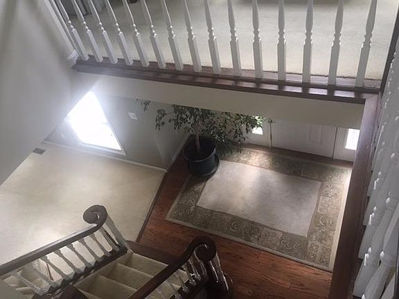 2nd image of 1390 Bruton Parish Way