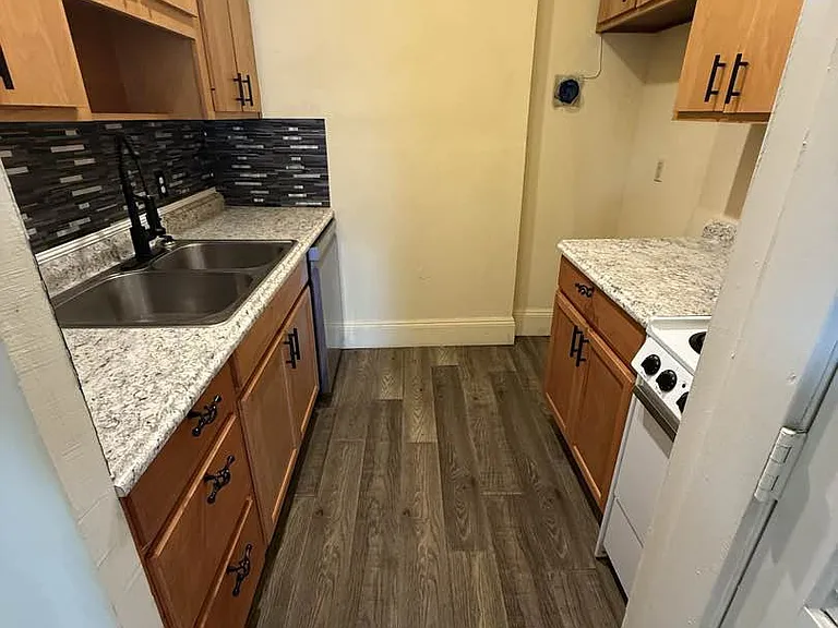 1400 S 3rd St #2-A — Photo 4