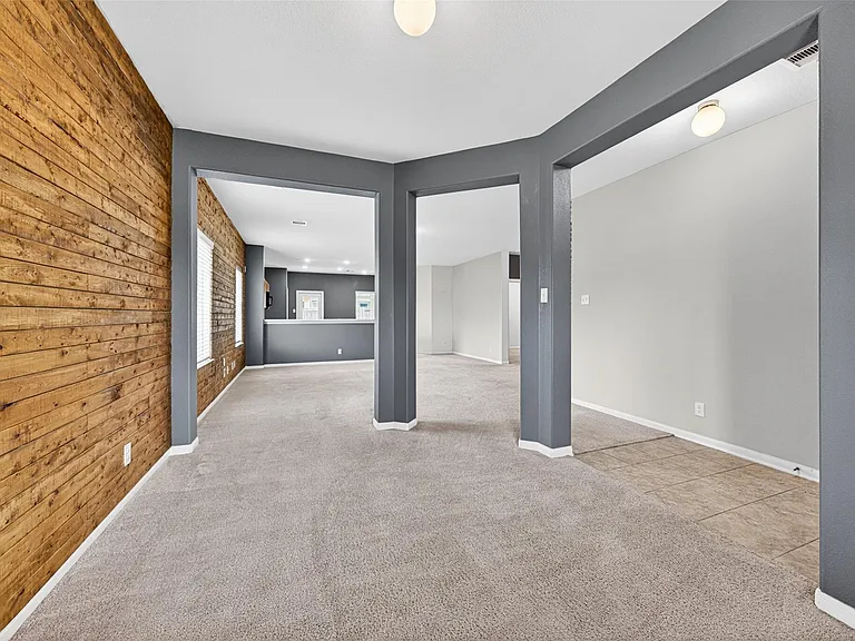 2429 Abbot Brook Dr — Photo 9