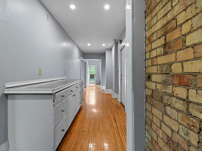 2449 Pillsbury Ave S #3 — Photo 10