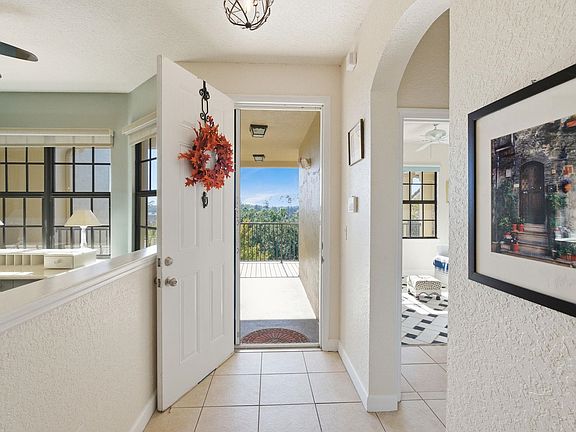 5th image of 200 Paseo Terraza 402 St