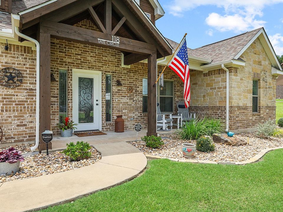 1st image of 118 Tate Cir