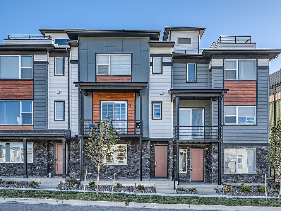 1st image of 805 Promenade Dr