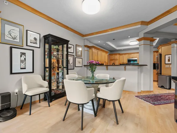 11460 Fairfield Rd W Unit 103, Hopkins, MN 55305