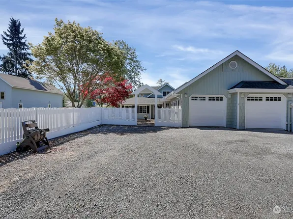 10512 68th Avenue Ct E, Puyallup, WA 98373