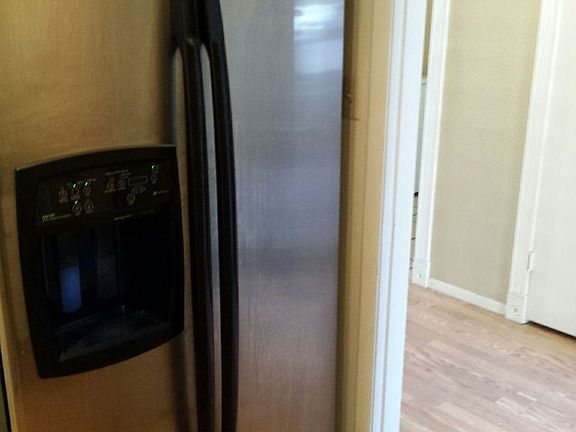 4th image of 2772 Tentsmuir Pl