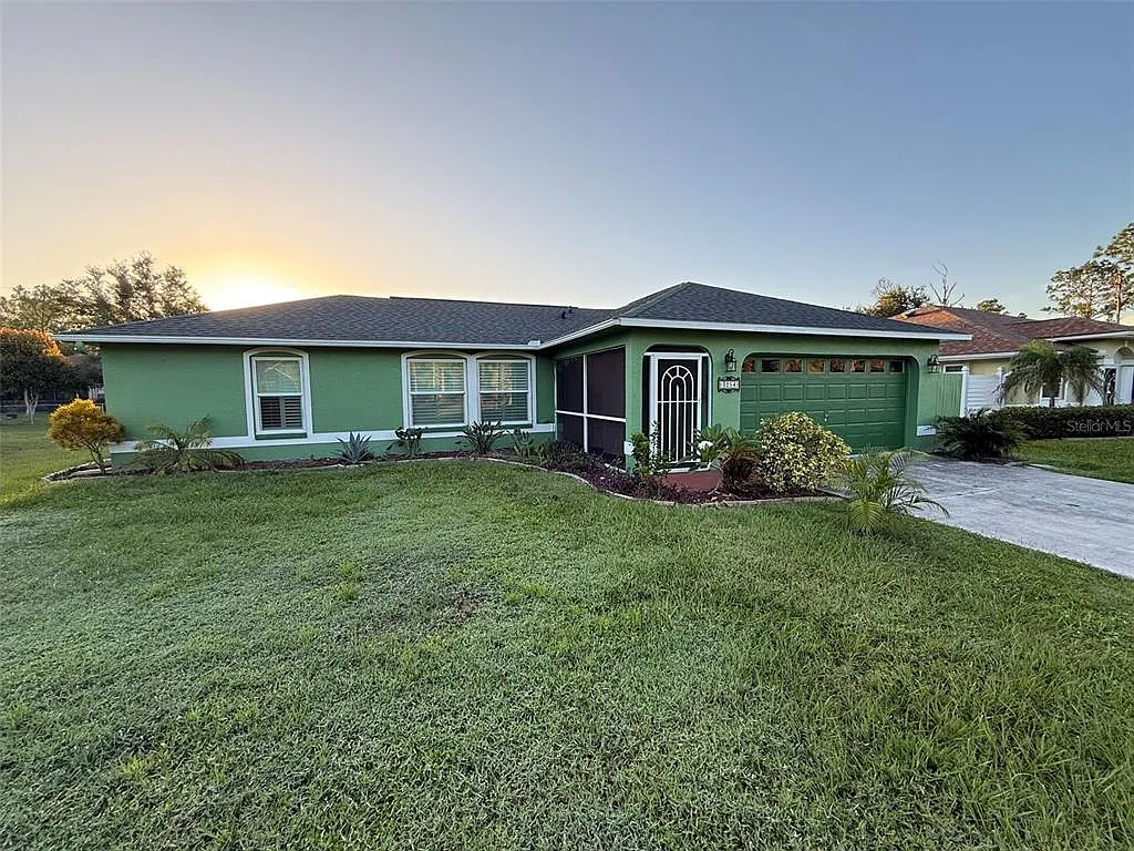 3 bed, 2.0 bath, 1195 sqft, $1,595 — Photo 2