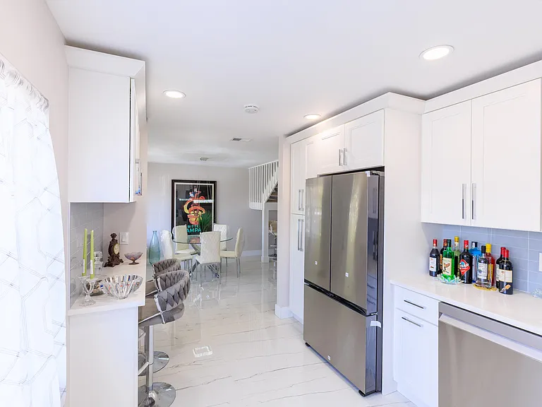 5241 Jog Ln — Photo 2