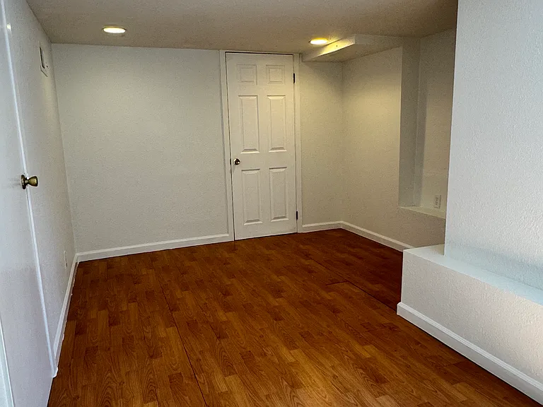 339 Ohio St — Photo 25