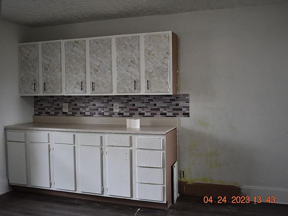 2nd image of 67 W Main St