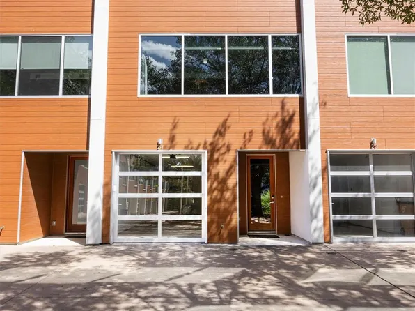 2301 S 5th St APT 24, Austin, TX 78704