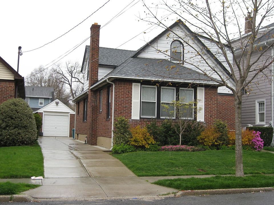 2nd image of 58 Geranium Ave