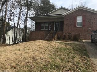 4822 Shady Pine Dr, Greensboro, NC 27455
