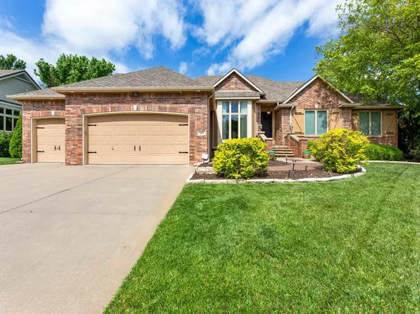 104 N Chelmsford Ct, Wichita, KS 67230