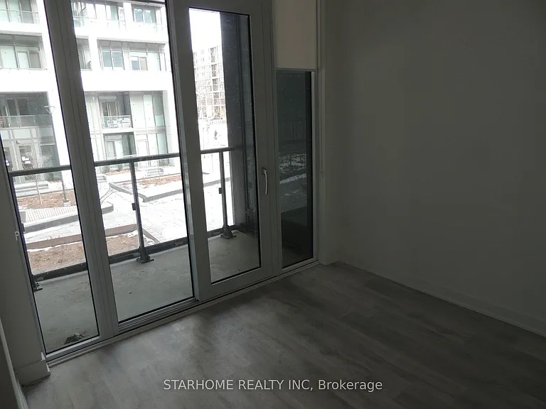 200 The Esplanade #114 — Photo 11
