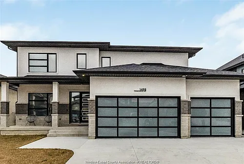 1498 Clearwater Ave #LOWER Photo 1