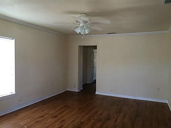 2nd image of 818 Lillius St