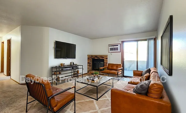 3402 15th Ave S #103 — Photo 1