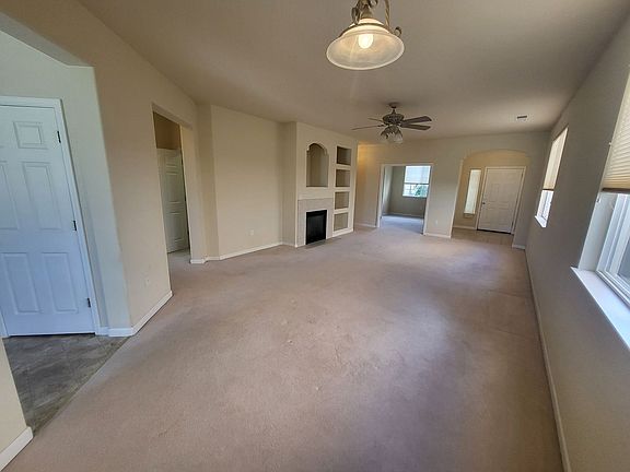 3rd image of 353 Royal Troon Dr