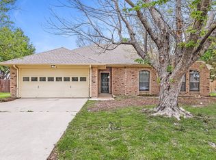 3816 Yellowstone Pl, Denton, TX 76209