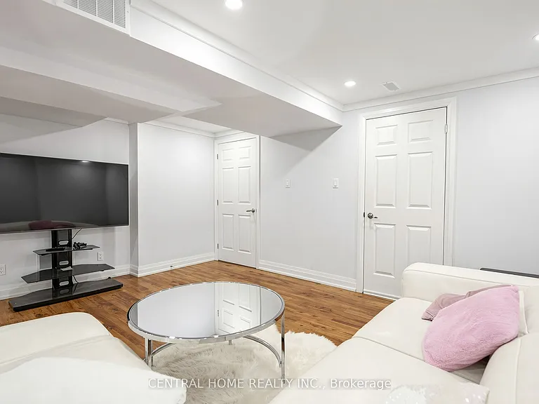 307 Alex Doner Dr N #1 — Photo 11