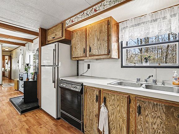 5th image of 8470 Heatherton Cir