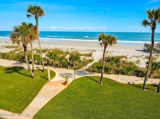 10 10th St APT 5, Atlantic Beach, FL 32233