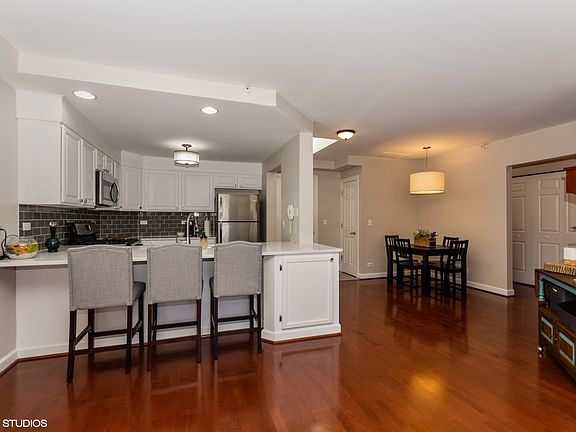 4th image of 245 Burlington Ave APT 303
