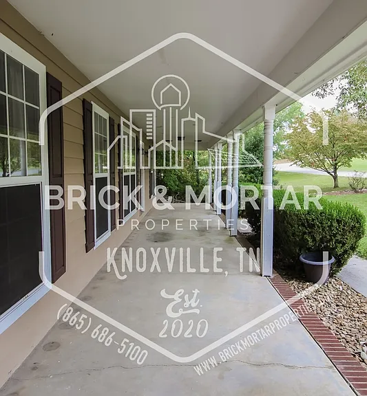 808 Pioneer Dr — Photo 7
