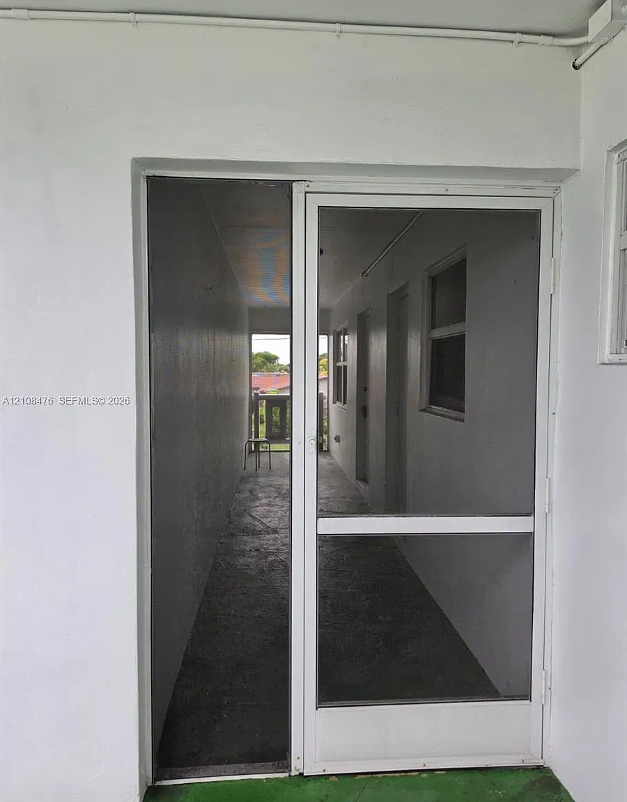 Park South Two Inc Condo — Photo 1