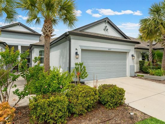 6017 Amberly Dr, Bradenton, FL 34208