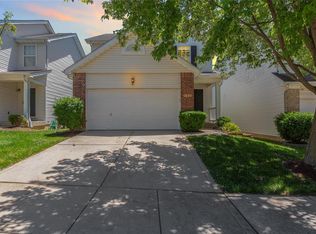 1630 Hurstborough Manor Dr, Hazelwood, MO 63042