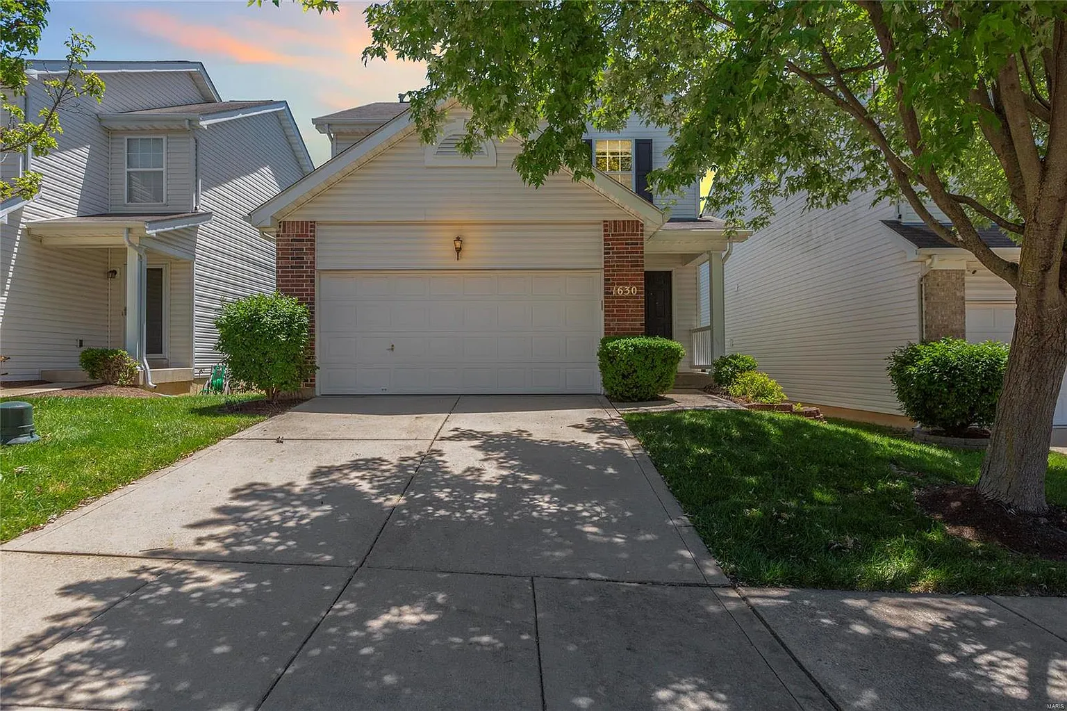 1630 Hurstborough Manor Dr photo 1