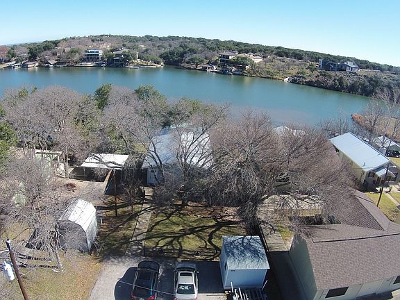 4th image of 806 Sunrise Ln