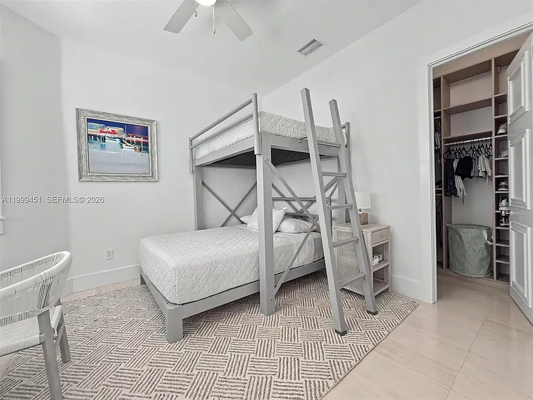 13689 Deering Bay Dr — Photo 44