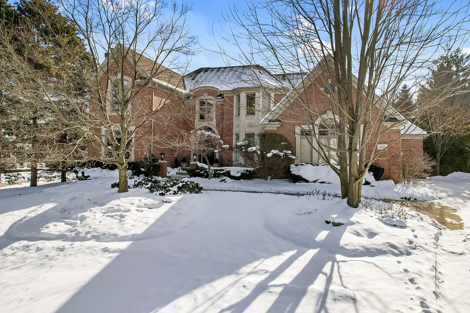 2817 Vineyards Dr photo 1