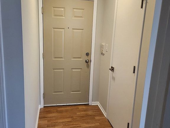 3rd image of 1315 Cunat Ct APT 1B