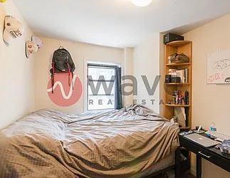 Rented by Wave Real Estate Group