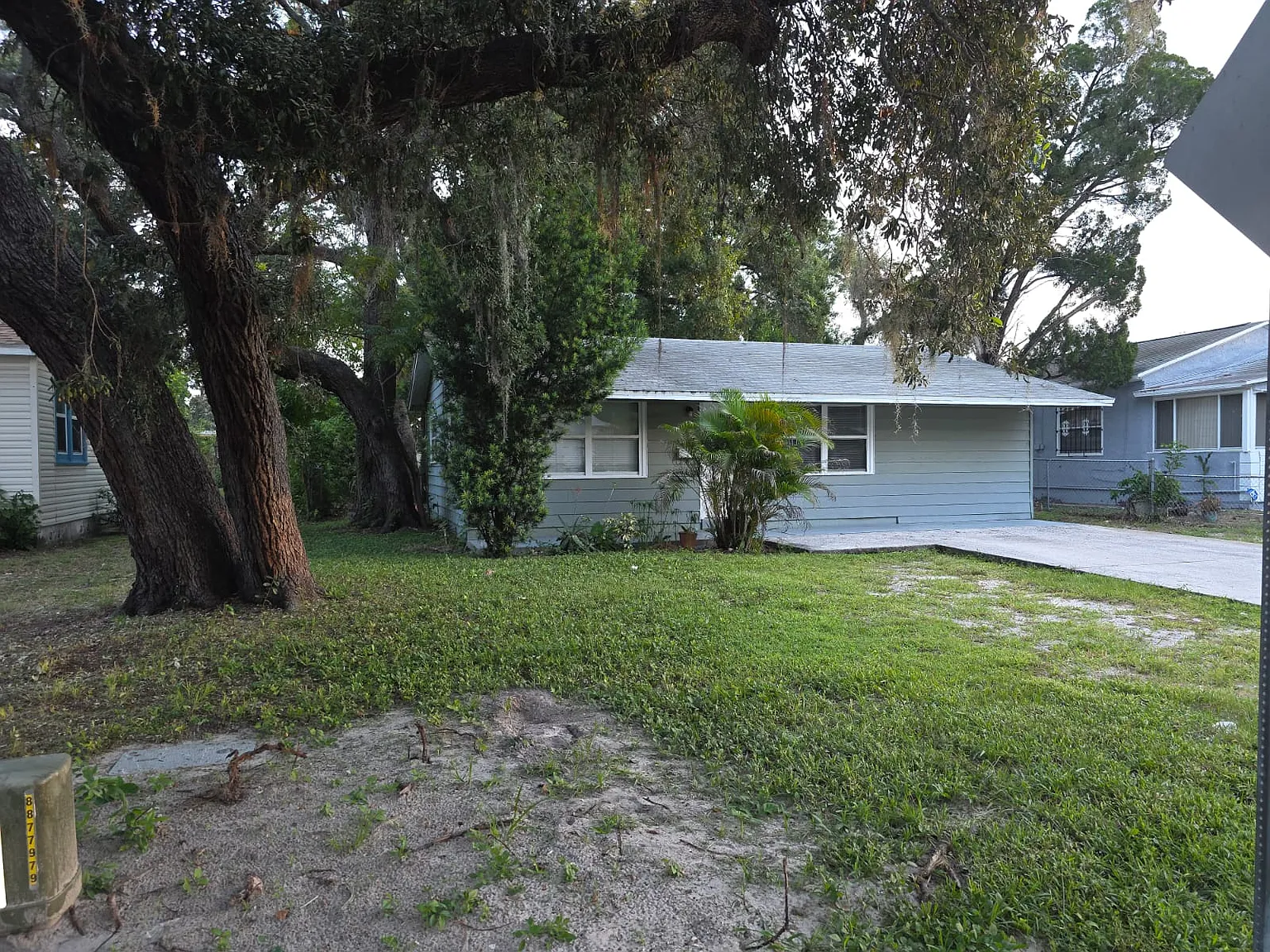 4 bed, 1008 sqft, $2,200 — Photo 2