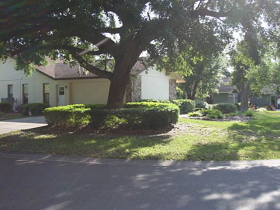 2nd image of 1605 S Golfview Dr